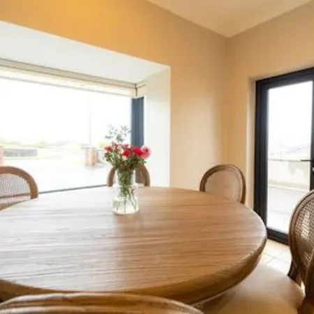 بيت للعطل Duinin